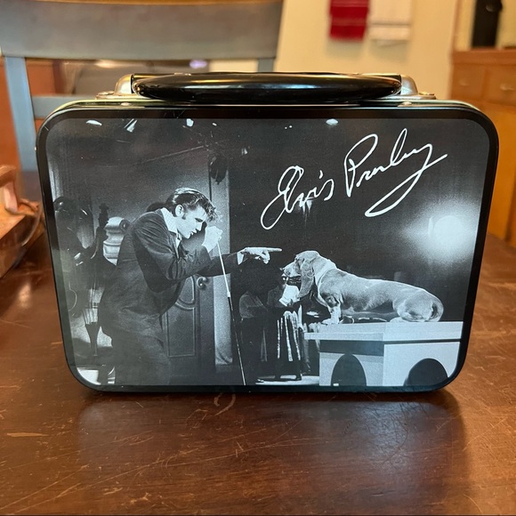 Elvis Presley Lunch Box; The Wertheimer Collection - Picture 2 of 10